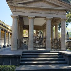 Panteón de San Fernando