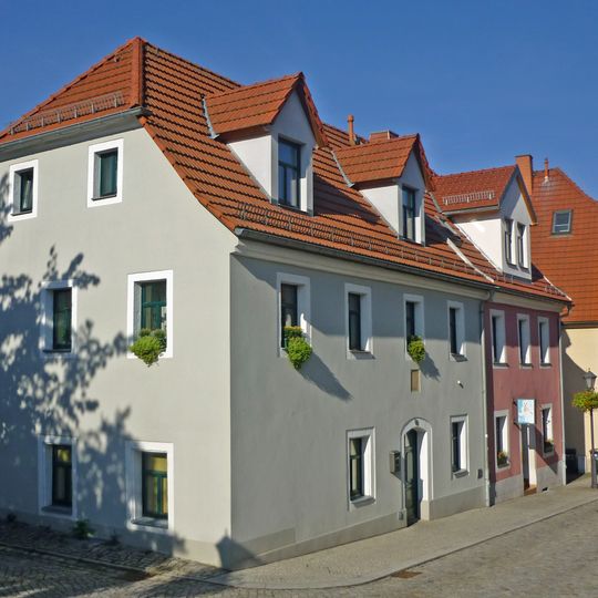 Wohnhaus in halboffener Bebauung Große Wassergasse 18