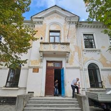 Clădirea fostului gimnaziu pentru fete