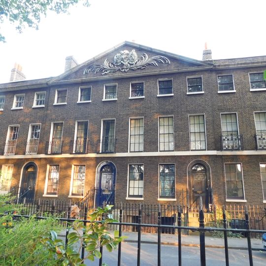 20-54, Cassland Road E9