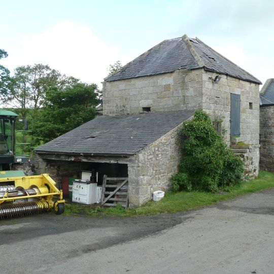 Corn-drying kiln to south of mill