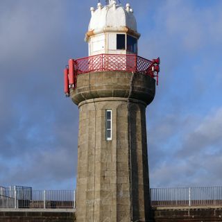 Dunmore East lighthouse