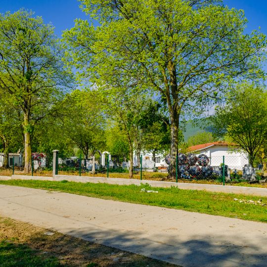 Archangel Michael Church, Moin