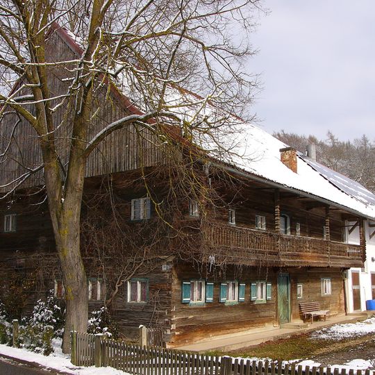 Wohnstallhaus eines Dreiseithofs