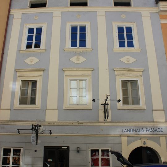 Bürgerhaus, Stadthaus