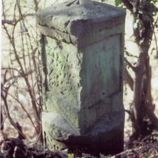 Milestone, S of Lawson's Bridge