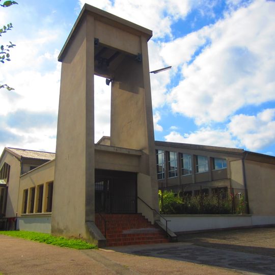 Église Sainte-Thérèse de Cité Neuland