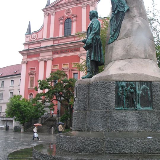 Monumento a Prešeren