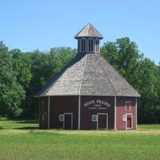 Marion Ridgeway Polygonal Barn