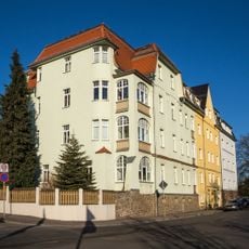 Mietshaus Johann-Sebastian-Bach-Straße 2