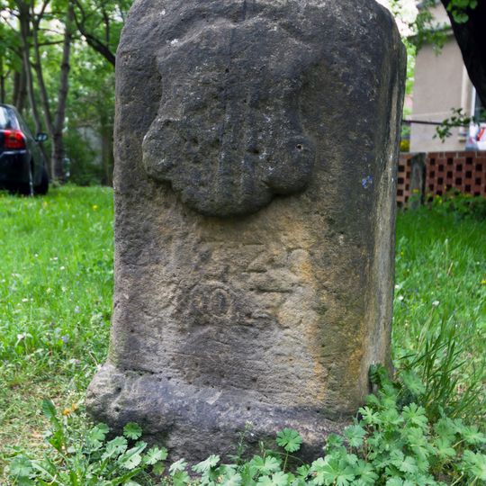 Weichbildstein Nr. 7, Teutoburgstraße/Löscherstraße