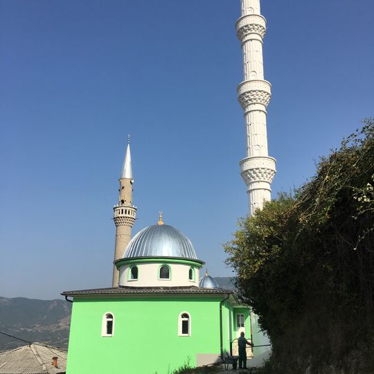 Nurli Mosque