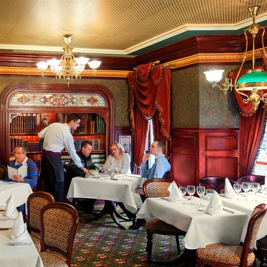 Walt's: An American Restaurant