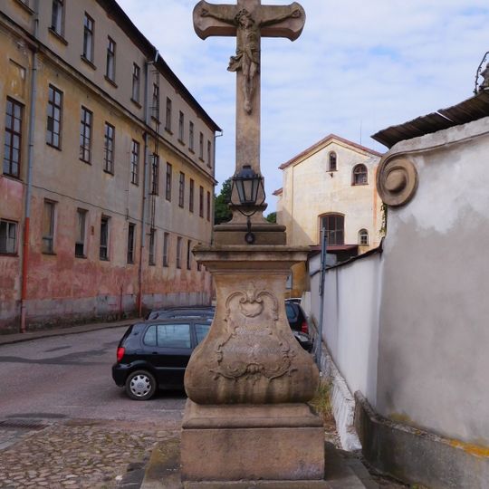 Cross in Karla Klíče street