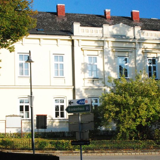 Amtsgebäude Koliskoplatz 8, Hollabrunn