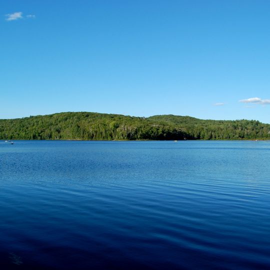 Arrowhead Provincial Park