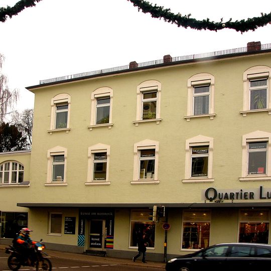 Ehemaliges Bankhaus, jetzt Wohn- und Geschäftshaus