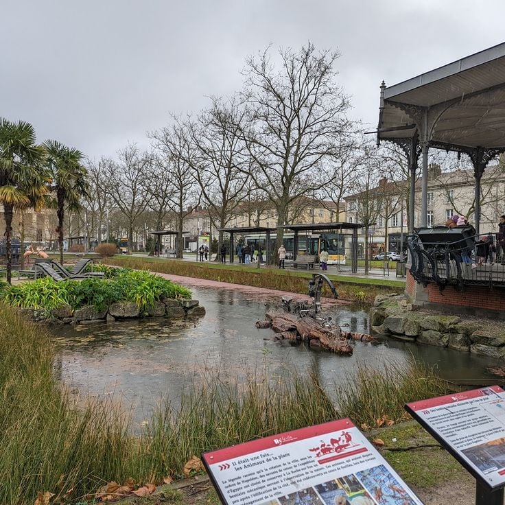 Le Kiosque