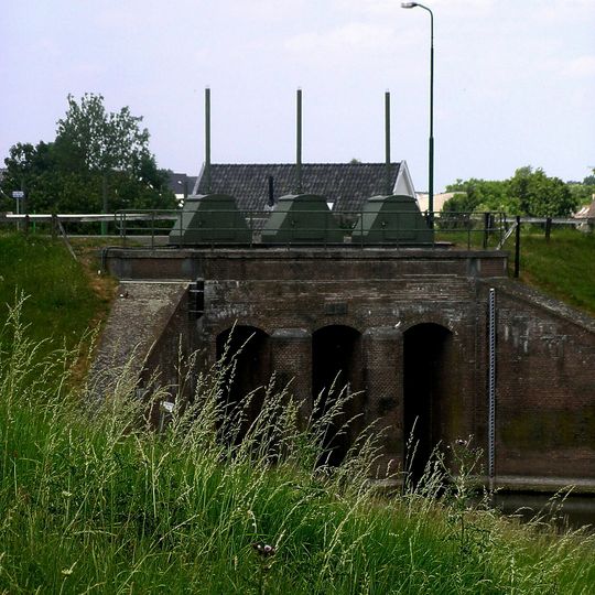 Inundatiesluis en kwelkom