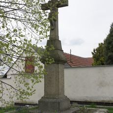 Wayside cross near house 57