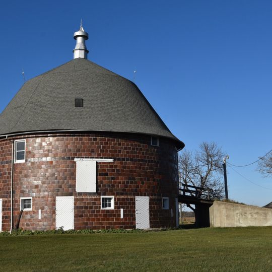 Holtkamp Round Barn