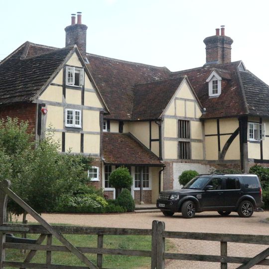Holmesdale Farmhouse