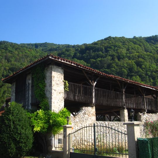 Séchoir à noix de Cognin-les-Gorges