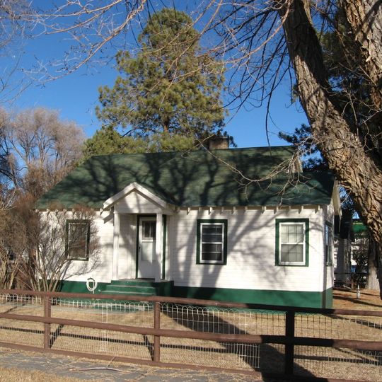 Paradise Valley Ranger Station