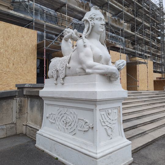 Estatua, obra de arte