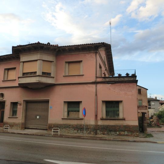 Building in carrer Gran, 1