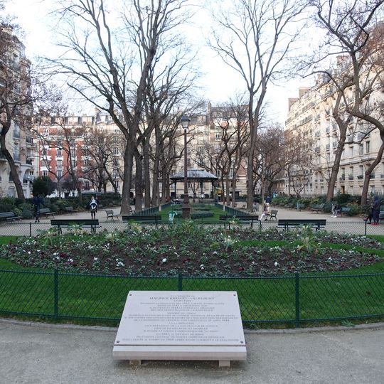 Square Maurice-Kriegel-Valrimont