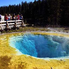 Morning Glory Pool