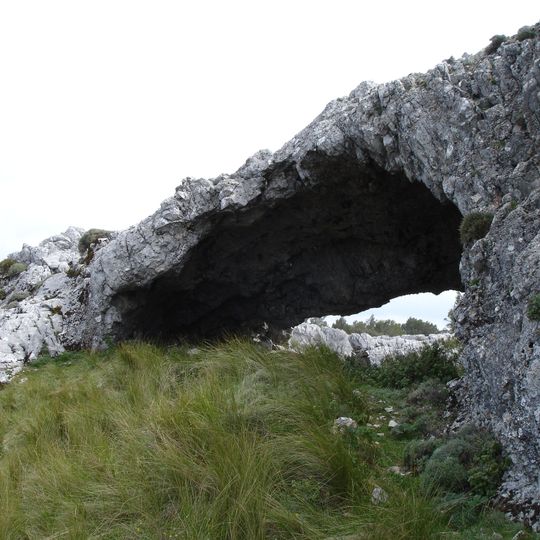 Cueva de las Dos Puertas