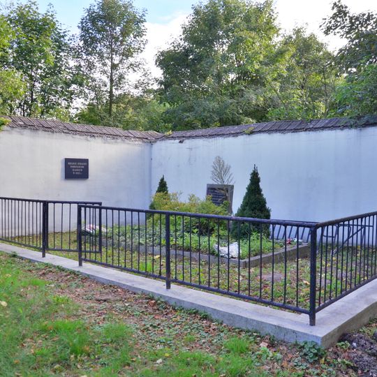 Zbiorowa mogiła powstańców śląskich w Kędzierzynie-Koźlu