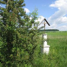 Kříž jižně od Vejprnic u rozcestí
