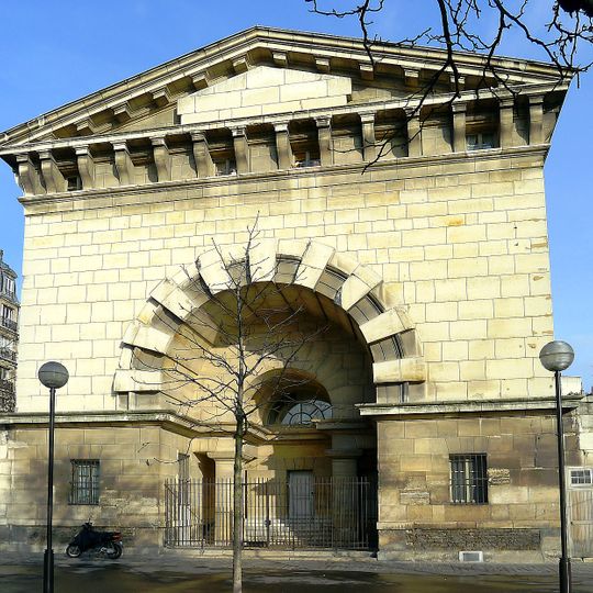 Barrière du Trône