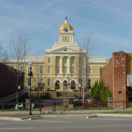 Cleburne County Courthouse