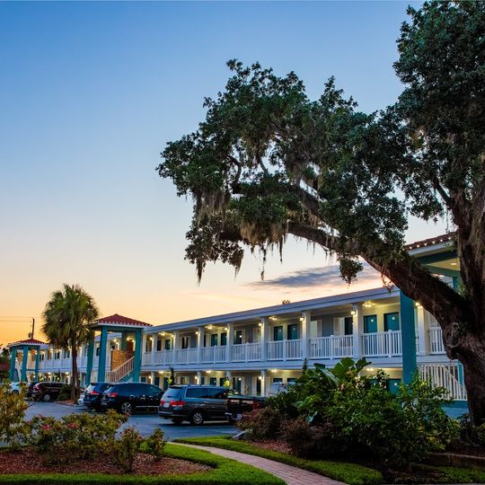 Southern Oaks Inn