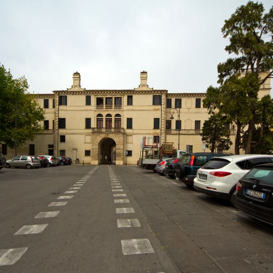 Palazzo Pisani