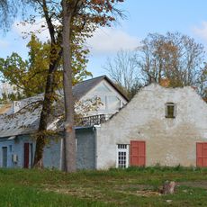 Ingliste manor grain dryer and storehouse