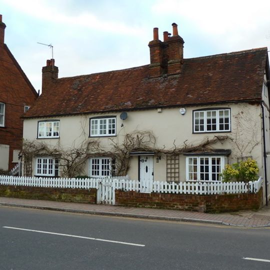 The Green Cottage  The Wellington Cottage