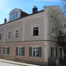 Ehemaliges Arzt- und Wohnhaus