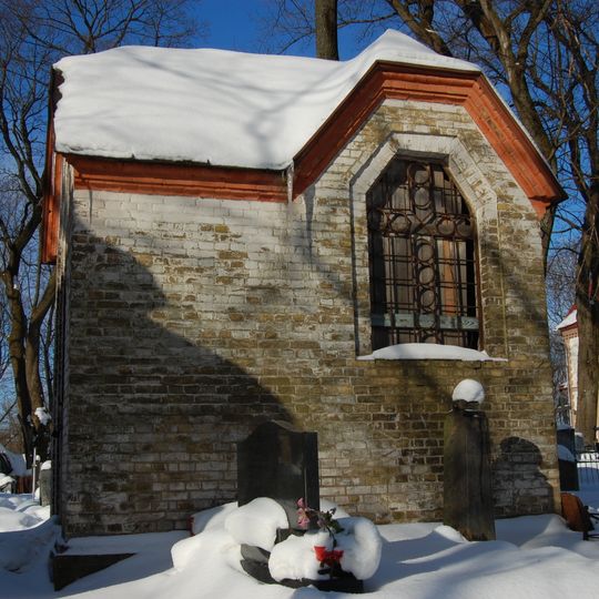 Art Nouveau tomb chapel at Kaĺvaryjskija Cemetery
