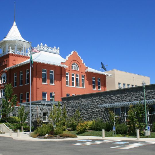 Douglas County Courthouse