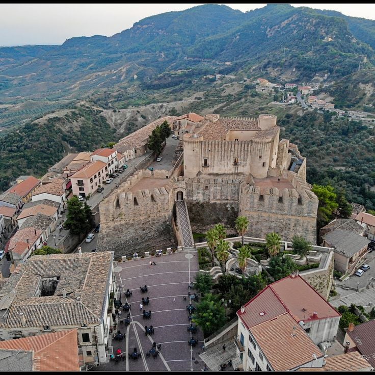 Santa Severina