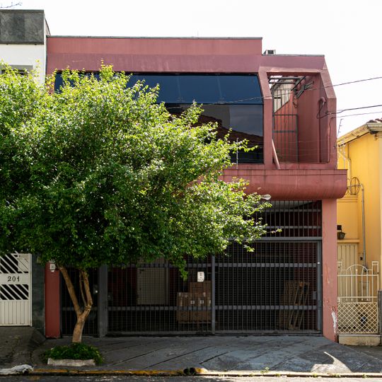 Imóvel à Rua Dona Inácia Uchoa, nº 209