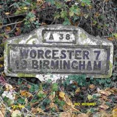 Milestone, Bromsgrove Road, Hill End, N of Dodderhill Road jct