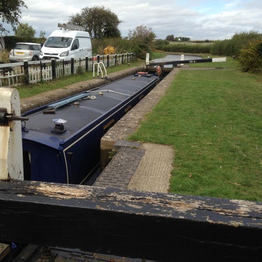 Kings Sutton Lock Oxford Canal