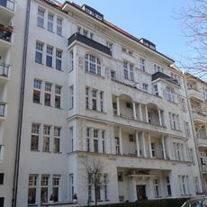 Apartment House in No. 26 & 27 Münchener Street