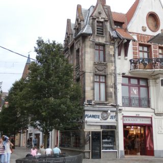 Immeuble, 24 place du Beffroi, rue Grosse-Tête